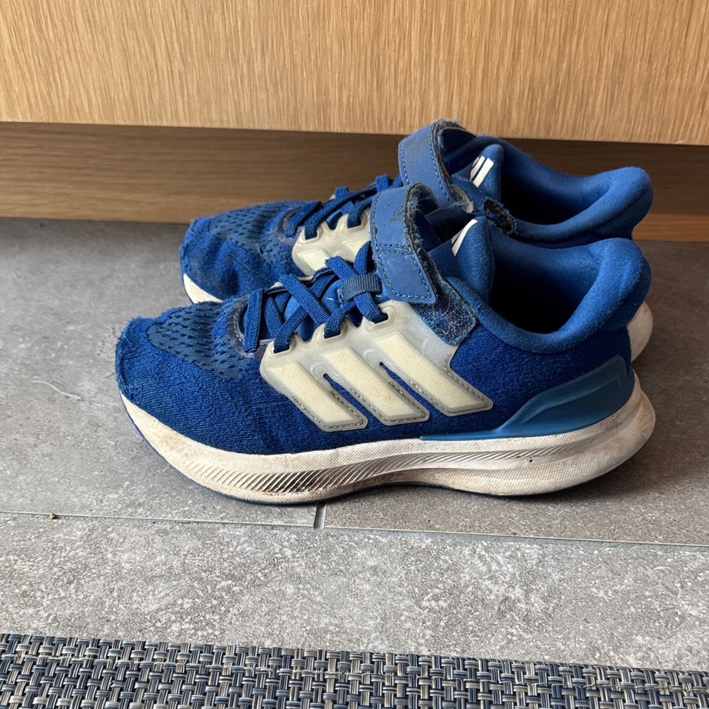Adidas Kids blue and White Sneakers